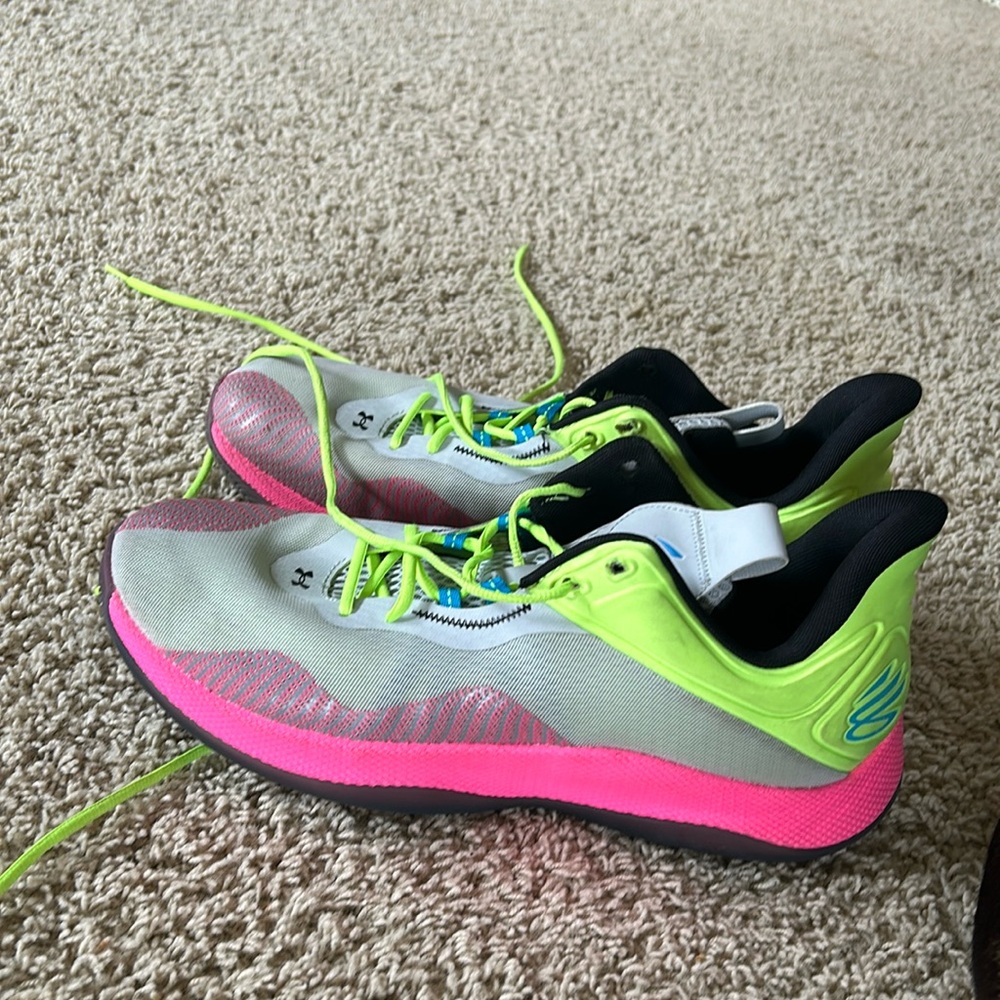 Stephen Curry basketball shoes